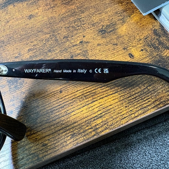 Ray-Ban New Wayfarer Classic sunglasses (RB2140). Black frame/green lenses - Picture 5 of 12